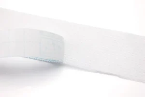デルガード 粘着包帯 ひじ・手首用 Mサイズ 38mm×5m 使い方03