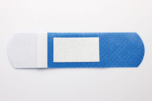 食品・医薬品工場用　異物混入対策　ブルーバンデージ　アルミパッド　Mサイズ　使い方02