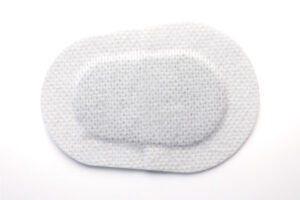 斜視・弱視、視力矯正の訓練用に　貼る眼帯　アイパッチ　Mサイズ　本体