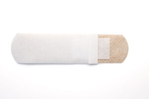 デルガード　指に巻きやすい絆創膏　使い方02