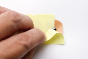 デルガード　磁気バンS　使い方01