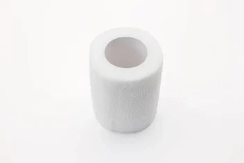デルガード　自着性包帯　くっつく包帯　伸縮タイプ　ひざ・足首用　Lサイズ　60mm×3m　本体