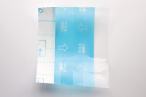 必要なサイズに切って使える　防水フィルム　ロールタイプ　50mm幅×2m巻　使い方06