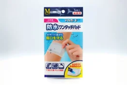 水やバイ菌から傷口を守る　防水ワンタッチパッド　Mサイズ　5枚入