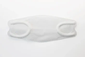 デルガード　やわふわ3Dマスク　ホワイト　外側