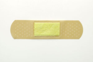 消毒保護救急ばんそうこう Mサイズ 使い方03