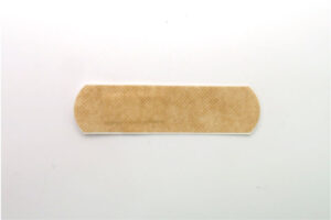 デルガード 指に巻きやすい絆創膏 防水タイプ Mサイズ 16枚 本体